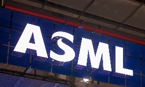 ASML xác nhận sẽ triển khai chương trình thưởng cổ phiếu có điều kiện dành cho nhân viên. Ảnh: Getty Images