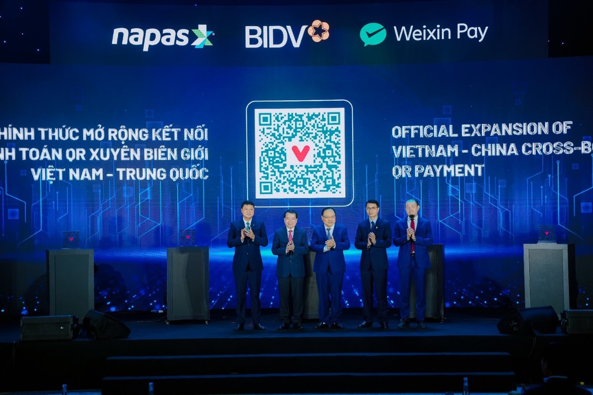 Các đại biểu tham dự sự kiện.