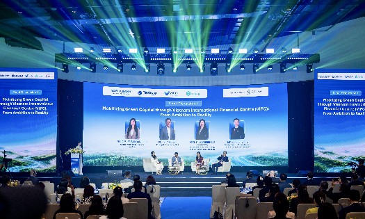 Các chuyên gia thảo luận tại Hội nghị - Ảnh: Nam A Bank.