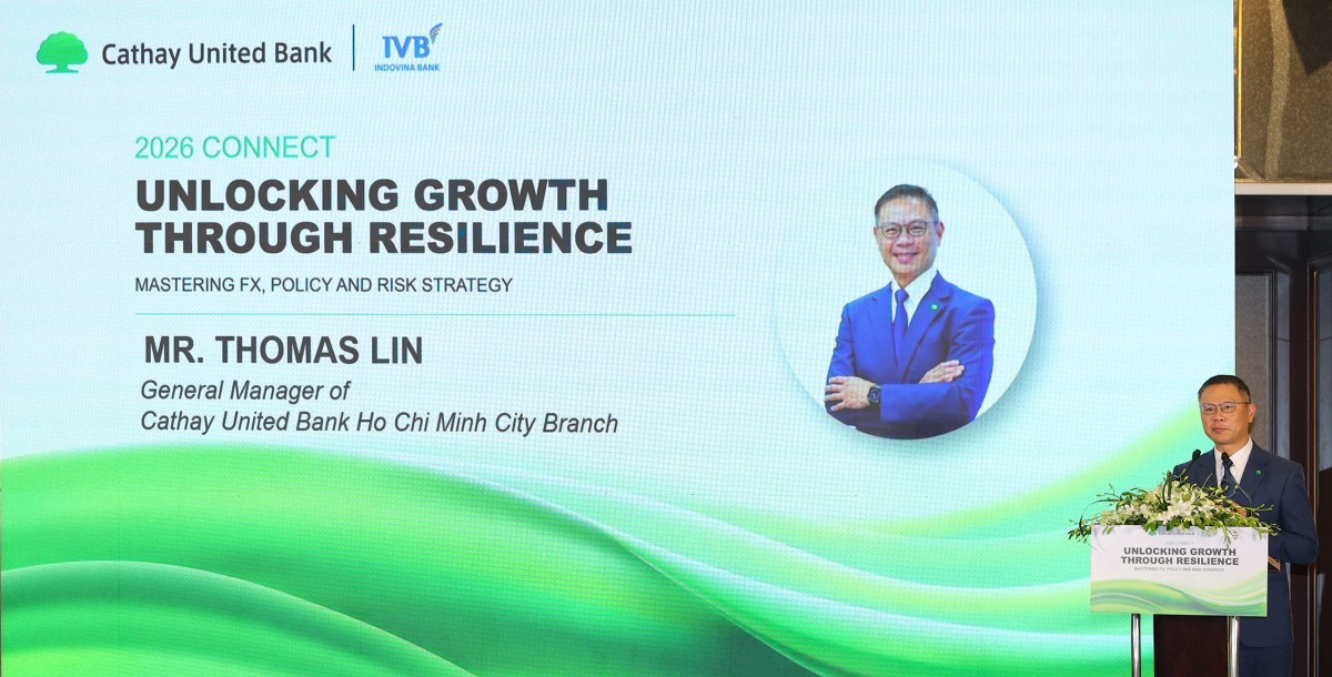 Ông Thomas Lin, Tổng Giám đốc CUBHCM chia sẻ tại hội thảo CONNECT 2026.