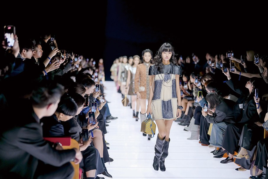 Buổi trình diễn thời trang đầu tiên của Louis Vuitton tại Macao. Ảnh: Sands China