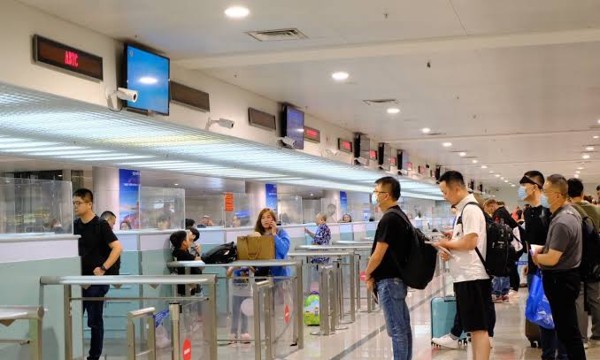 Không nợ thuế vẫn bị “chặn cửa” xuất cảnh nếu bỏ địa chỉ kinh doanh quá 120 ngày