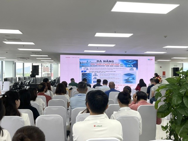 Phổ biến, triển khai các cơ chế, chính sách ưu đãi của thành phố Đà Nẵng về vi mạch bán dẫn, trí tuệ nhân tạo và đổi mới sáng tạo. Ảnh Ngô Anh Văn