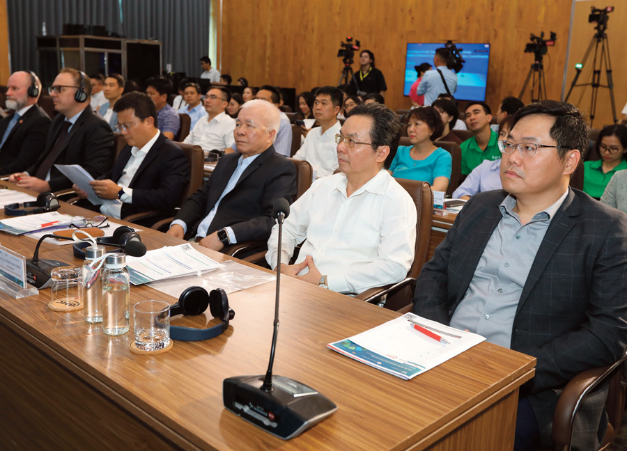 Delegates attending the July 23 forum. -(Photo: Vietnam Economic Times)