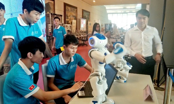 Sau sắp xếp, hiệu trưởng, hiệu phó muốn thôi việc sẽ được giải quyết theo chính sách tinh giản