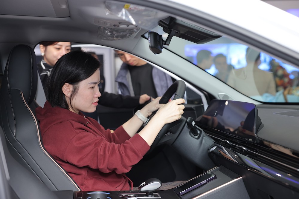 Thị trường ô tô Việt tháng 8/2026: Áp lực dư cung kích hoạt đợt giảm giá diện rộng