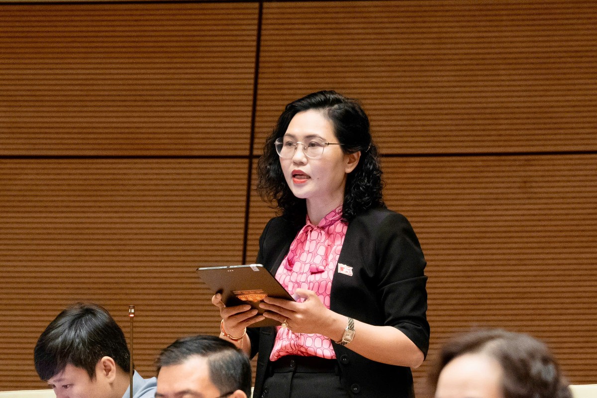 Đại biểu Lê Thị Thúy Sen - Đoàn ĐBQH tỉnh Hưng Yên. Ảnh: Cổng thông tin điện tử Quốc hội