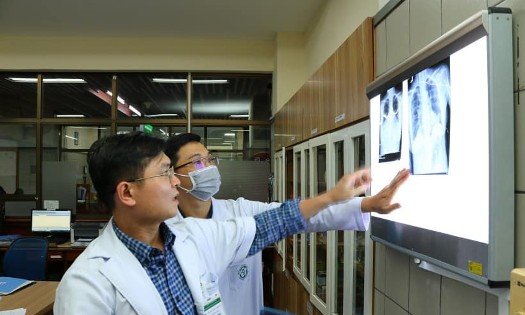 Bộ Y tế sẽ chuẩn hóa chương trình đào tạo bác sĩ nội trú, bác sĩ chuyên khoa. Ảnh minh họa: Tuấn Dũng.