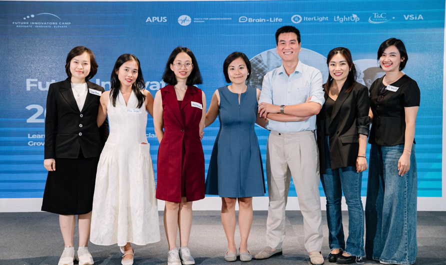 Các thành viên sáng lập Future Innovators. Ảnh: FINO