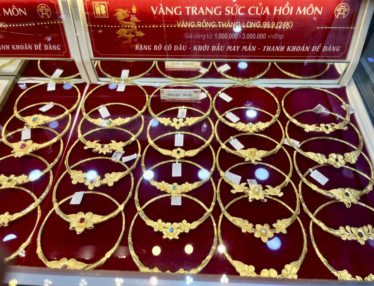 Giá vàng trong nước chững lại sau động thái thanh tra. Ảnh: PL