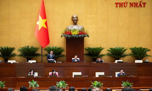 Quốc hội thảo luận về dự án Luật sửa đổi, bổ sung một số điều của Luật Kiến trúc. Ảnh: QH
