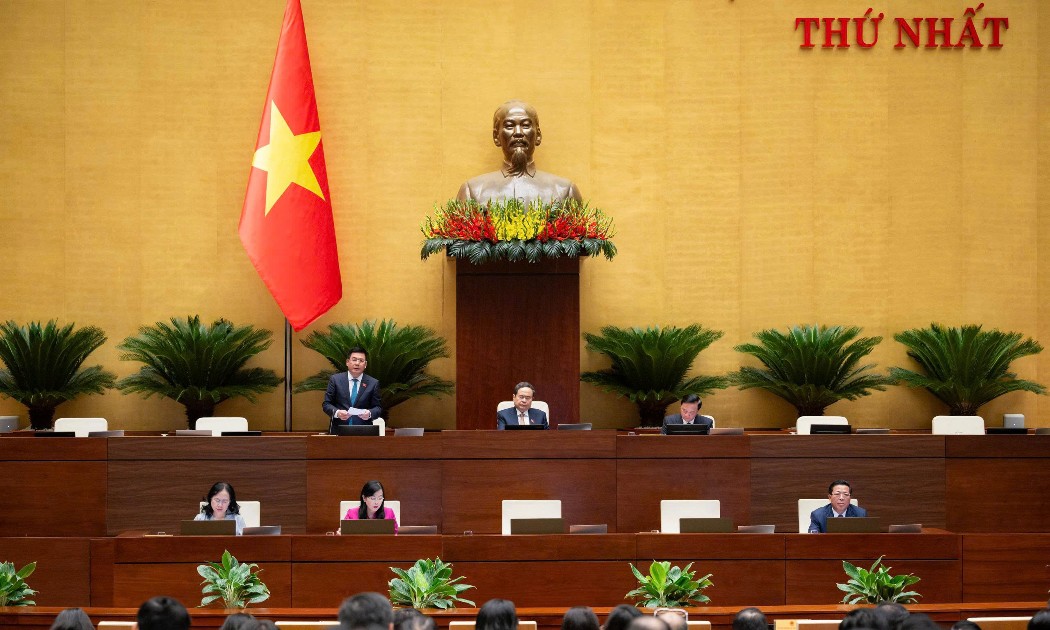 Quốc hội thảo luận về dự án Luật sửa đổi, bổ sung một số điều của Luật Kiến trúc. Ảnh: QH