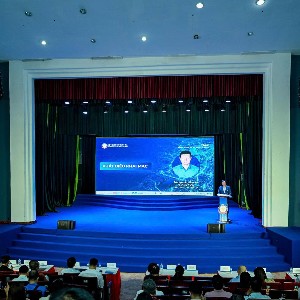 Toàn cảnh Hội thảo “Dữ liệu địa điểm – Kinh nghiệm quốc tế và bài học cho Việt Nam”. Đây là sự kiện mở màn cho Chuỗi Đối thoại về Hạ tầng dữ liệu chiến lược của Việt Nam. Ảnh: NDA.
