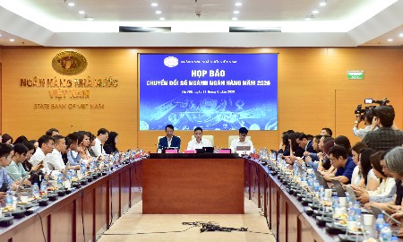 Giá trị thanh toán không dùng tiền mặt đạt khoảng 40 tỷ USD mỗi ngày