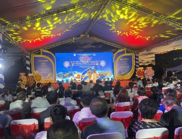 Quang cảnh buổi khai mạc Hội chợ EWEC - Đà Nẵng 2026. Ảnh Ngô Anh Văn