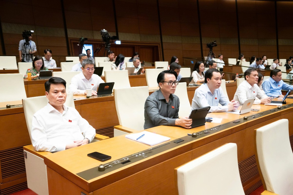 Các đại biểu Quốc hội tại Phiên thảo luận. Ảnh: Cổng thông tin điện tử Quốc hội