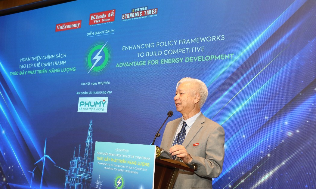 Ông Đào Quang Bính, Tổng Thư ký Hội Khoa học Kinh tế Việt Nam, Phó Chủ tịch Hội đồng Biên tập Tạp chí Kinh tế Việt Nam/VnEconomy phát biểu khai mạc - Ảnh: Việt Dũng