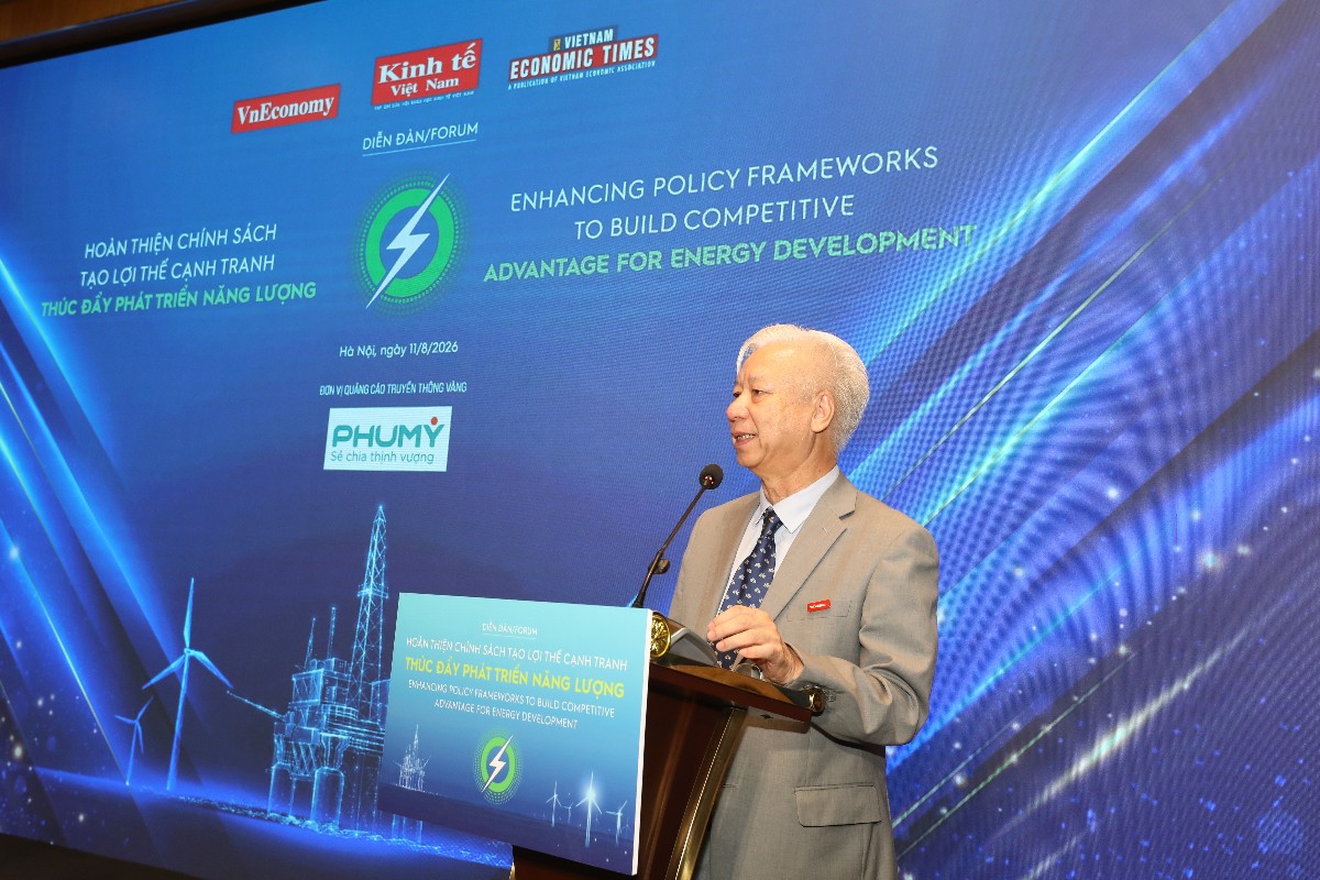 Ông Đào Quang Bính, Tổng Thư ký Hội Khoa học Kinh tế Việt Nam, Phó Chủ tịch Hội đồng Biên tập Tạp chí Kinh tế Việt Nam/VnEconomy phát biểu khai mạc - Ảnh: Việt Dũng