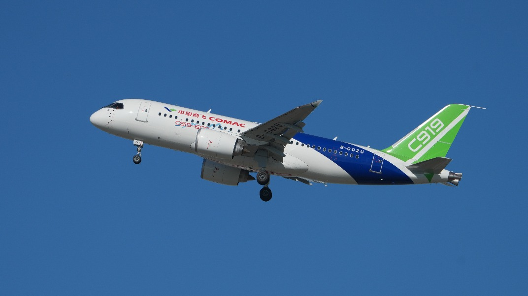 Máy bay chở khách C919 do Trung Quốc sản xuất - Ảnh: China Daily.