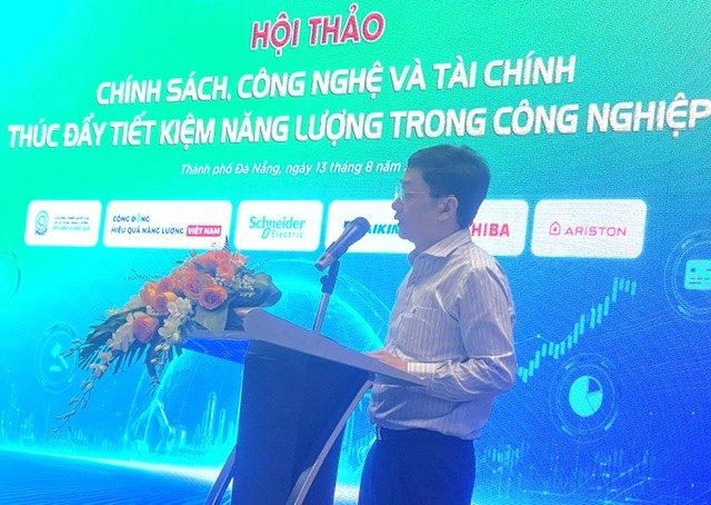 Ông Đặng Hải Dũng, Phó Cục trưởng Cục Đổi mới sáng tạo, Chuyển đổi xanh và Khuyến công (Bộ Công Thương), phát biểu khai mạc hội thảo. Ảnh: Ngô Anh Văn