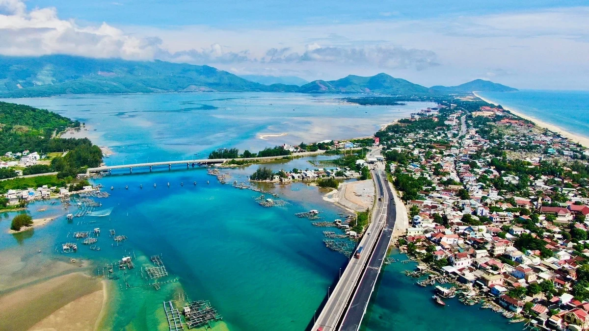 Một góc Khu kinh tế Chân Mây - Lăng Cô. Ảnh: Văn Dinh