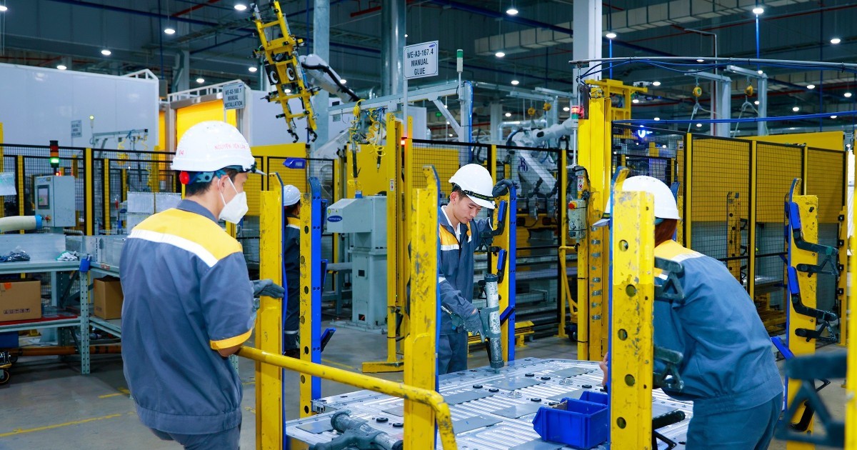 Nhìn lại quy định trần làm thêm 300 giờ/năm: Cơ...
