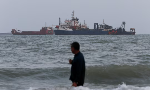Dù Mỹ tuyên bố đã kiểm soát eo biển Hormuz, không nhiều tàu thuyền dám qua lại tuyến hàng hải này