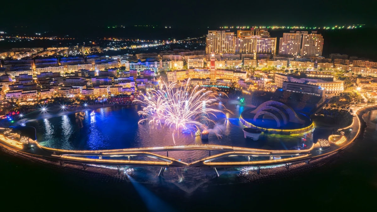 Show diễn nghệ thuật đa phương tiện "Symphony of the Sea" tại Phú Quốc. Ảnh: Sun World