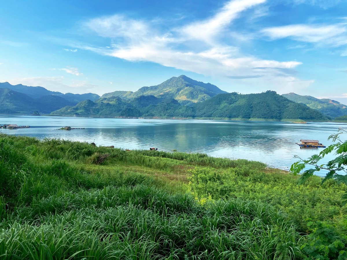 Khu du lịch này định hướng trở thành điểm du lịch trọng điểm của vùng Trung du và miền núi phía Bắc. Ảnh: Takara Hòa Bình