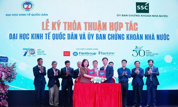 Hợp tác trong đào tạo, nghiên cứu khoa học, phổ biến kiến thức về chứng khoán và thị trường chứng khoán