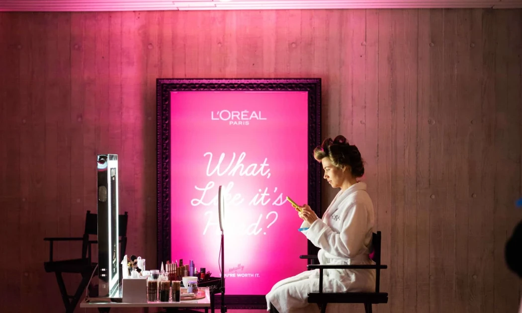 LOréal Paris đã xuất hiện trong phần tiền truyện của “Legally Blonde”. Ảnh: B&T
