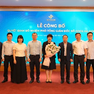 Bà Nguyễn Thị Thu Hà, Giám đốc phòng Thị trường Chứng khoán Phái sinh được bổ nhiệm giữ chức vụ Phó Tổng Giám đốc Sở Giao dịch Chứng khoán Hà Nội.