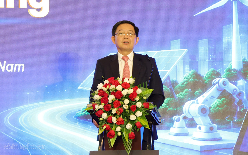 Phó Thủ tướng Hồ Quốc Dũng: "Năng suất không còn đơn thuần là làm nhanh hơn bằng cách làm cũ, mà phải là khả năng tạo ra giá trị mới bằng công nghệ, dữ liệu và phương thức quản trị mới". Ảnh: Gia Huy/chinhphu.vn.