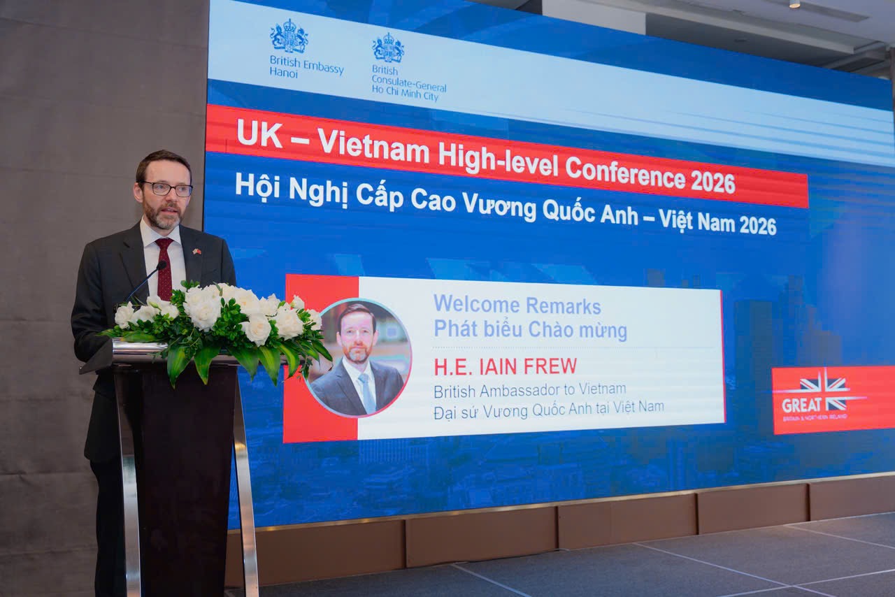 H.E. Iain Frew, Ambassador of the United Kingdom to Vietnam speaks at the UK-Vietnam High-Level Conference in Hanoi. (Photo: British Embassy Hanoi)