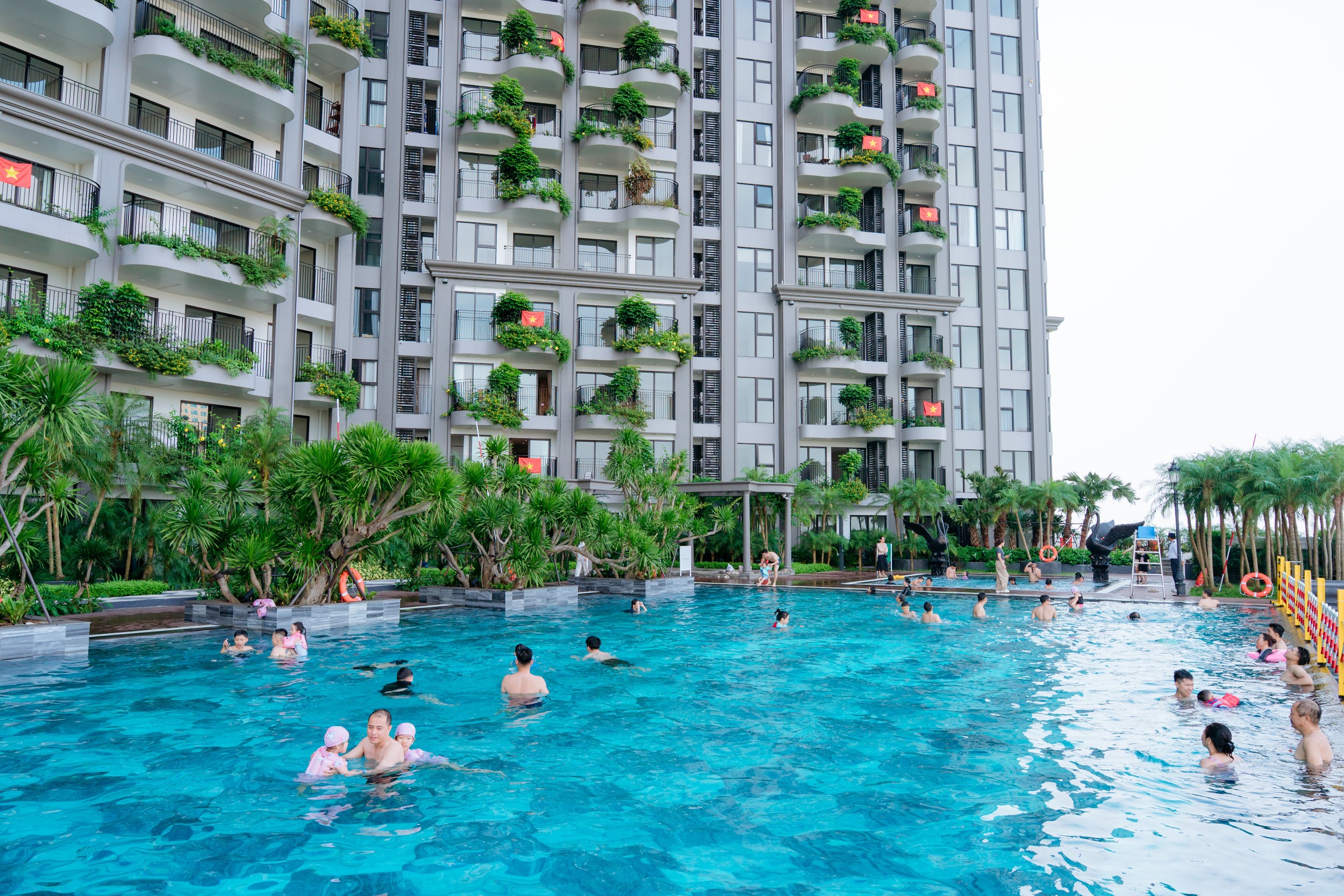 Những hoạt động yêu thích của trẻ em tại Eco Central Park. Ảnh: Thanh Sơn.