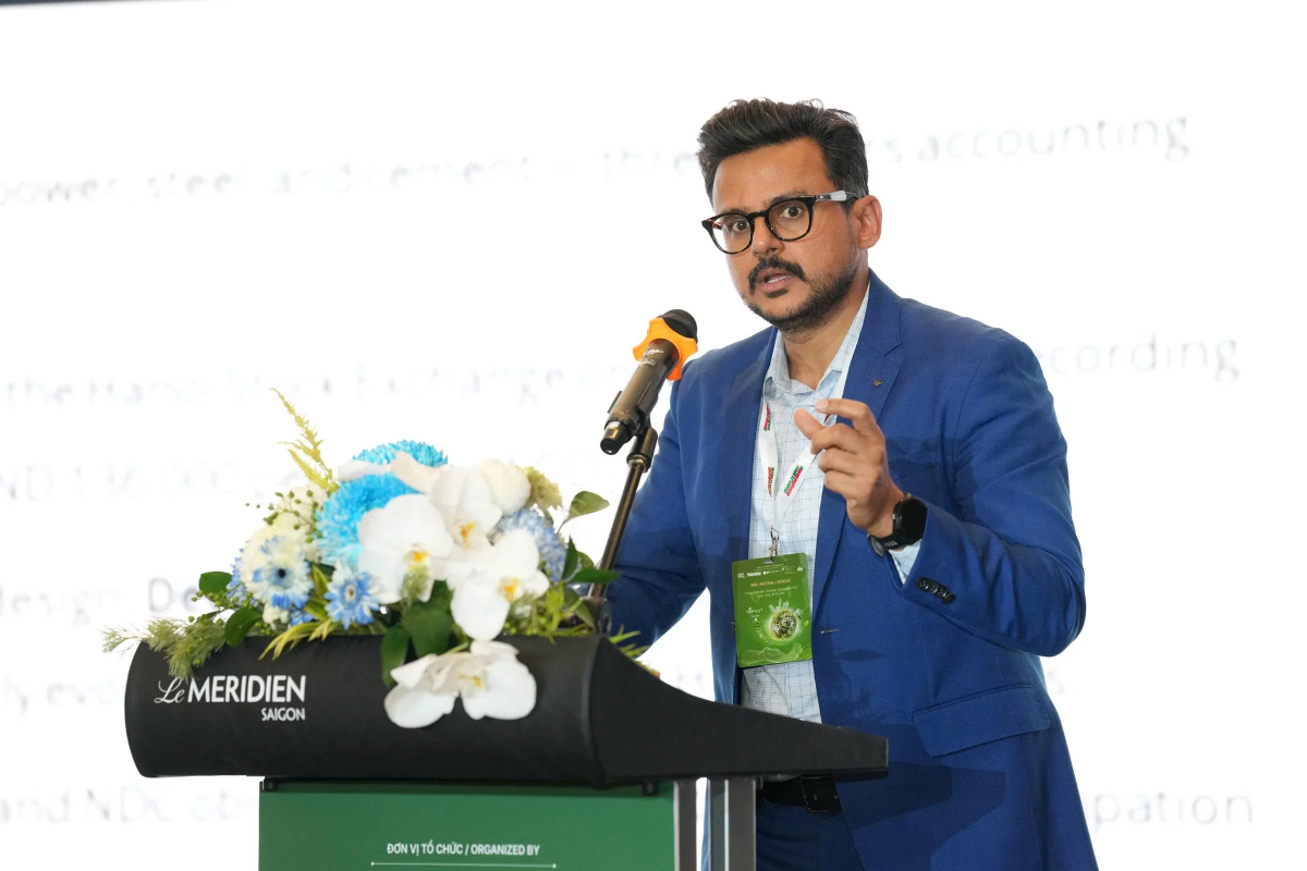 Ông Neeraj Joshi, Chuyên gia trưởng Biến đổi Khí hậu, Khối Tư vấn Cải cách và Nghiên cứu Kinh tế Đông Á - Thái Bình Dương, Tổ chức Tài chính Quốc tế (IFC): Quy trình phát triển một dự án carbon có thể khái quát thành 9 bước. Ảnh: Trần Phi