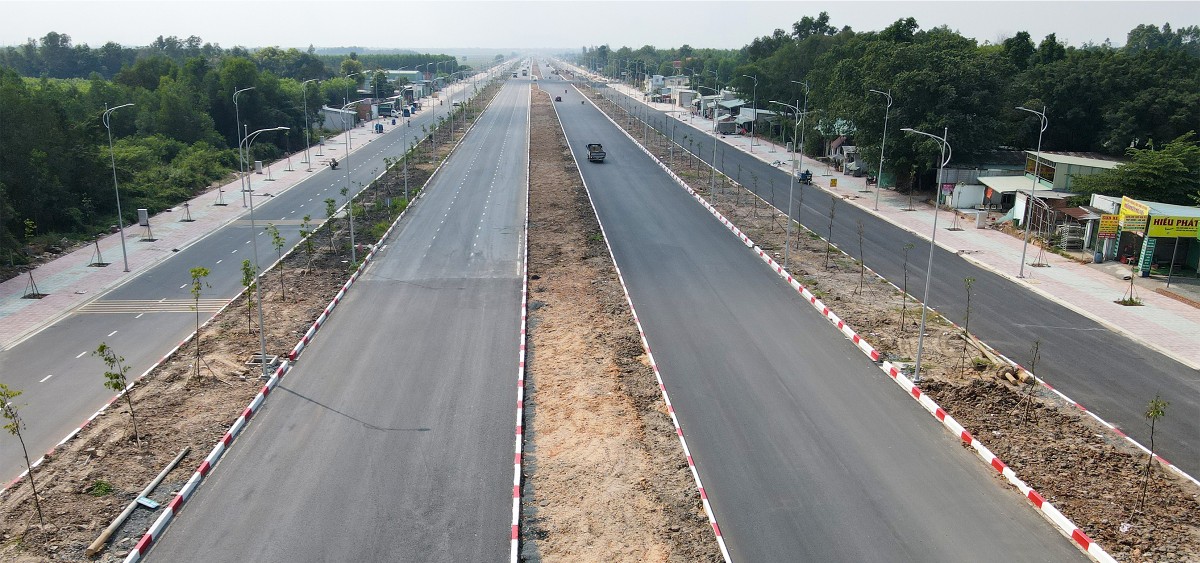 Đường 25B kết nối sân bay Long Thành. Ảnh: Phước Tuấn.