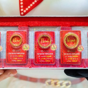 Giá bán vàng miếng SJC phổ biến neo tại 144,8 triệu đồng/lượng. Ảnh: DOJI