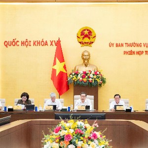 Chủ tịch Quốc hội Trần Thanh Mẫn, Phó Chủ tịch Thường trực Quốc hội Đỗ Văn Chiến và các Phó Chủ tịch Quốc hội tại Phiên họp Ảnh: Công thông tin điện tử Quốc hội