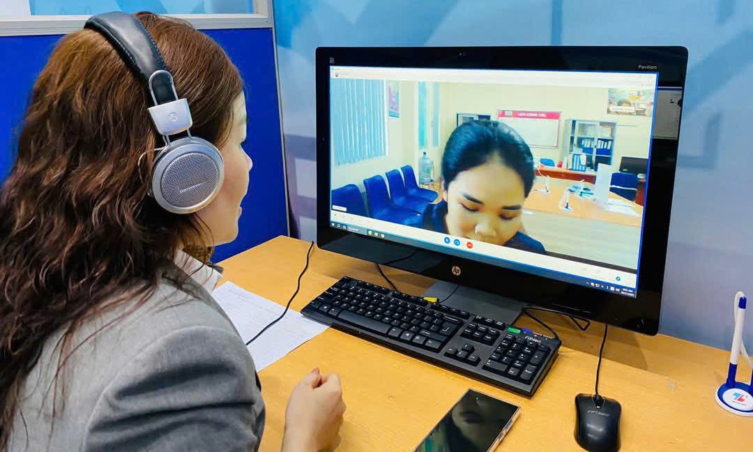 Doanh nghiệp tuyển dụng lao động. Ảnh: Thu Hằng.