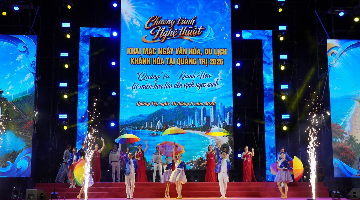 Chương trình nghệ thuật khai mạc Ngày Văn hóa - Du lịch Khánh Hòa tại Quảng Trị năm 2026. Ảnh: Mai Anh