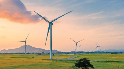 Coping with system complexity in new energy transitions 