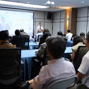 Quang cảnh buổi gặp gỡ doanh nghiệp với chủ đề “Tiếp cận thị trường Pháp và EU hiệu quả”. Ảnh: Phú Quốc.