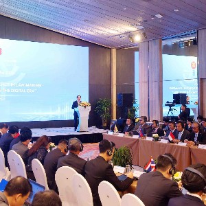 Quang cảnh diễn đàn. Ảnh: Như Nguyệt.