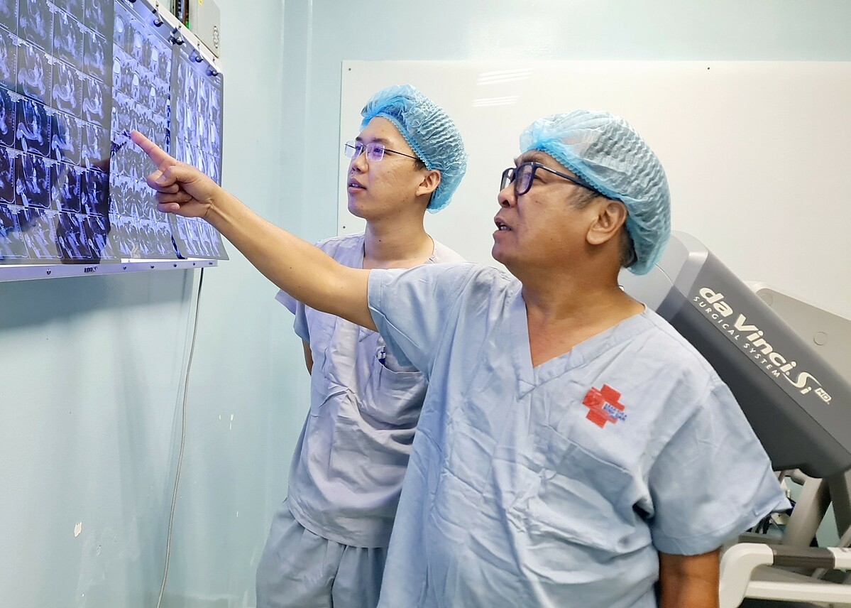 Từ tháng 12/2016 đến tháng 8/2026, bệnh viện đã thực hiện thành công 4.278 ca phẫu thuật robot trên người trưởng thành. Ảnh: Bệnh viện Bình Dân