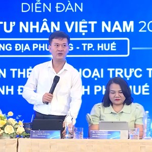 Diễn đàn tạo không gian đối thoại trực tiếp giữa chính quyền thành phố Huế và cộng đồng doanh nghiệp. Ảnh: Công Minh