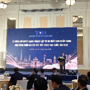 Phó Thủ tướng Nguyễn Văn Thắng đến dự và phát biểu chỉ đạo. Ảnh: Vũ Khuê.