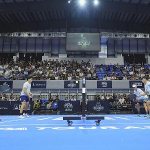 Các vận động viên pickleball thi đấu tại giải Professional Pickleball Association Tour Asia ở Tokyo. Ảnh: Kyodo.