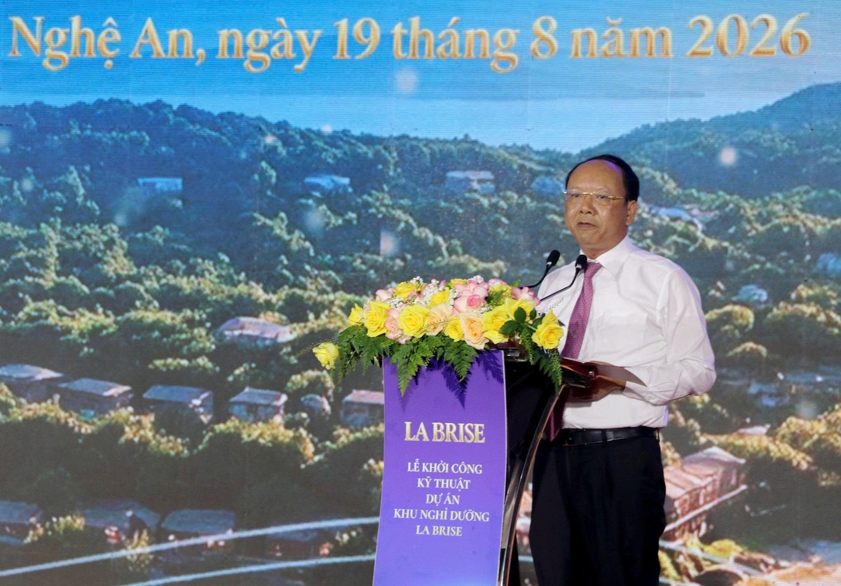 Phó Chủ tịch Thường trực UBND tỉnh Nghệ An Bùi Thanh An phát biểu. Ảnh: Phan Quỳnh