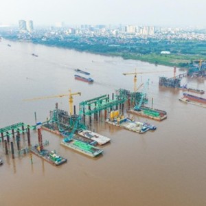 Chuẩn bị sẵn sàng cho thi công vòm thép cầu Trần Hưng Đạo. Ảnh: Ban QLDA Đầu tư và Xây dựng cầu Trần Hưng Đạo